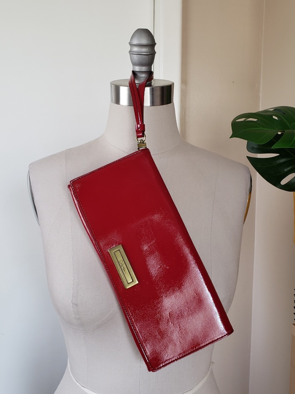 VINTAGE Cole Hann Wristlet!